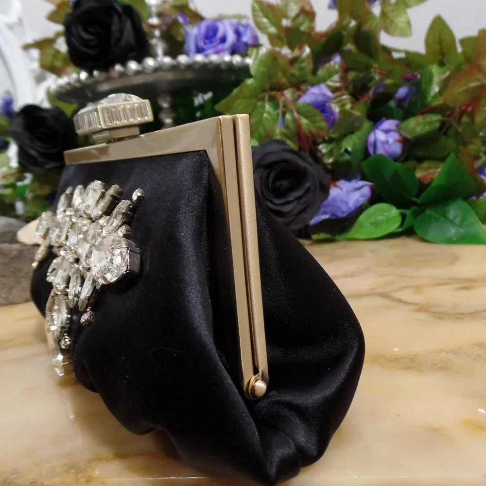 Rare Badgley Mischka Glow Embellished Frame Clutch / Handbag / Shoulder bag